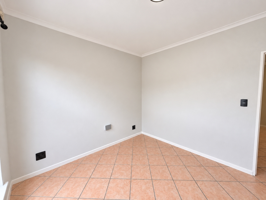 4 Bedroom Property for Sale in Bothasig Western Cape